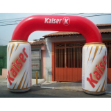 fabricante de totem inflável com logo para evento Itaí